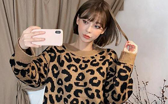 2019豹纹针织衫怎么搭配时髦性感有个性 豹纹毛衣穿搭技巧