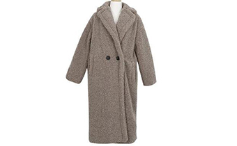 灰色羊羔绒外套里面穿什么针织衫 灰色羊羔绒这样穿时髦好看又保暖