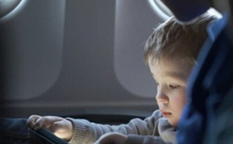宝宝感冒坐飞机有影响吗 孩子感冒坐飞机前要注意些什么