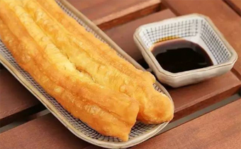 油条里面放的白矾对人体有害吗 为什么油条里要放白矾