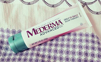 mederma去疤膏有效果吗 mederma美德玛祛疤膏痒正常吗