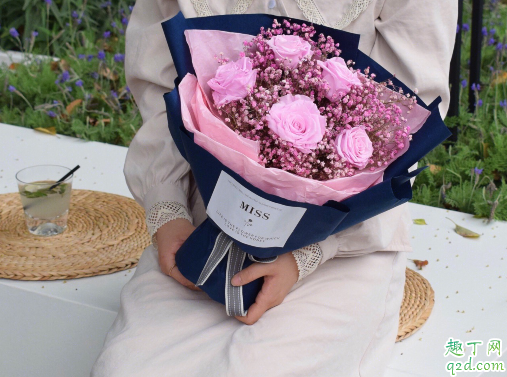 母亲节花束图片清新淡雅2019 母亲节送给妈妈的韩式花束及卡片攻略6