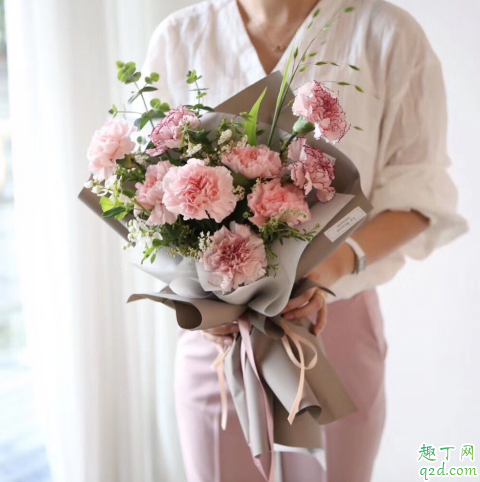 母亲节花束图片清新淡雅2019 母亲节送给妈妈的韩式花束及卡片攻略10
