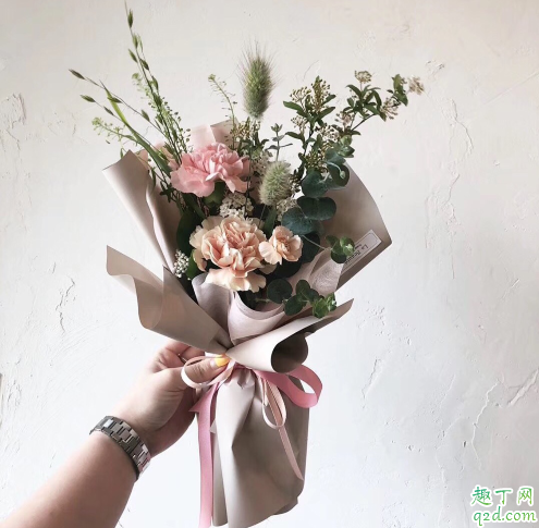 母亲节花束图片清新淡雅2019 母亲节送给妈妈的韩式花束及卡片攻略13