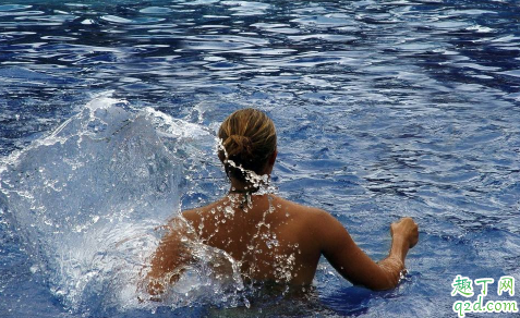夏季游泳能够提高心血管系统的效率吗  经常游泳还有哪些好处2