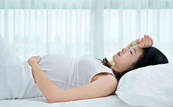 女生怀孕多久有反应 女生怀孕早期症状有哪些