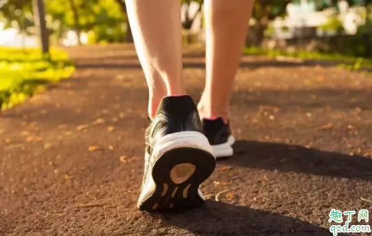 走路快或比走路慢更长寿 走路快慢对健康有影响吗2