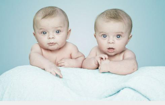 双胞胎多久能检查出来 双胞胎出生多少斤正常1