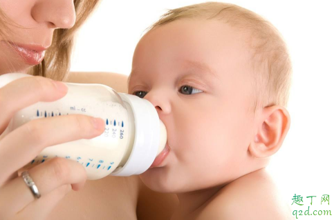 婴儿热疹和湿疹有啥不同 宝宝得了湿疹如何解决3