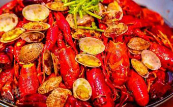 小龙虾和西瓜一起吃会拉肚子吗 小龙虾和什么一起吃容易食物中毒