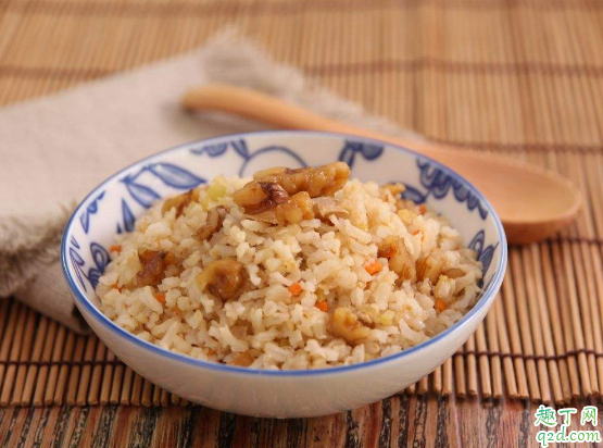 糙米饭都有哪几种米 电饭锅怎么做糙米饭2