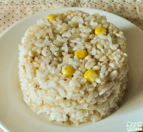糙米饭都有哪几种米 电饭锅怎么做糙米饭4