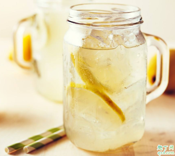 大量喝柠檬水会不会引起结石 什么结石都可以喝柠檬水吗2