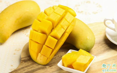 吃芒果皮肤变黄是怎么回事 想要脸变白吃什么水果1