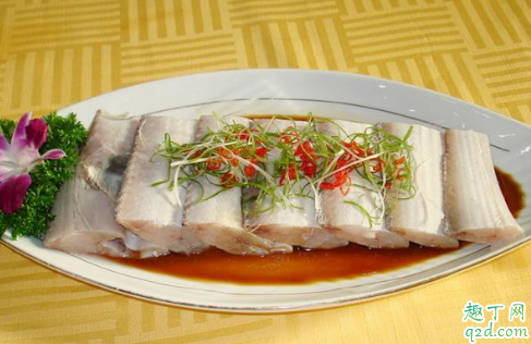 蒸带鱼和煎带鱼哪个营养高 蒸带鱼和红烧带鱼哪个好吃1
