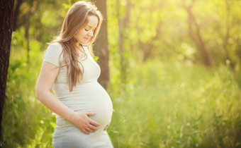 怀孕晚期肚子又重又硬正常吗 怀孕晚期为什么肚子又重又硬
