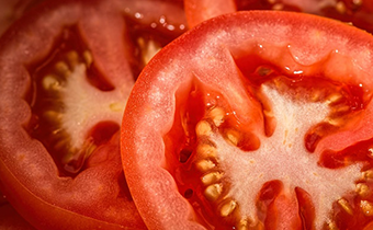 西红柿是吃生的还是煮熟 西红柿生吃还是煮熟吃好