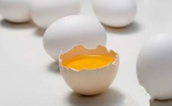 小孩吃鸡蛋过多有什么影响 小孩一天吃好几个鸡蛋好吗