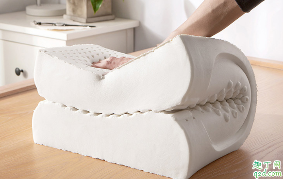 乳胶枕能治打呼噜吗 常枕乳胶枕对身体有何好处3
