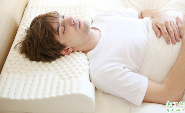 乳胶枕头对颈椎帮助大吗 颈椎不好的人可不可以睡乳胶枕2