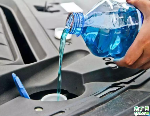汽车|汽车玻璃水是什么水 没有汽车玻璃水可以用自来水吗