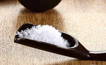 工业用盐和食用盐怎么区分 工业用盐的成分和对身体的危害