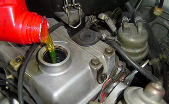 汽车机油为什么会变少 机油放一年多会挥发吗
