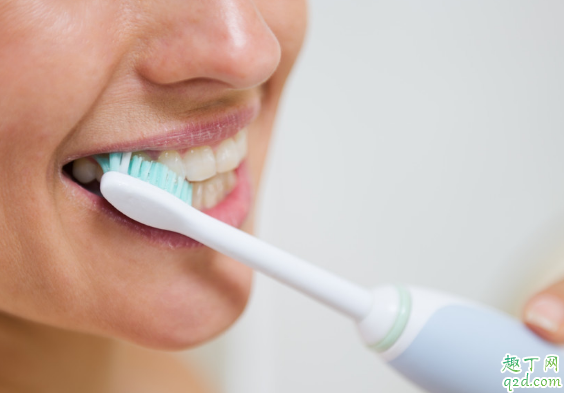 电动牙刷有用吗 电动牙刷能不能改善牙黄3