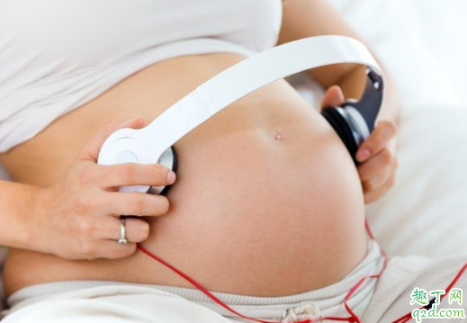 怀孕8个月肚子是什么样子的 怀孕8个月怎么看肚子大小是否正常3