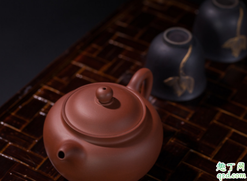 用紫砂壶泡绿茶能行吗 喝绿茶一般用什么茶具2