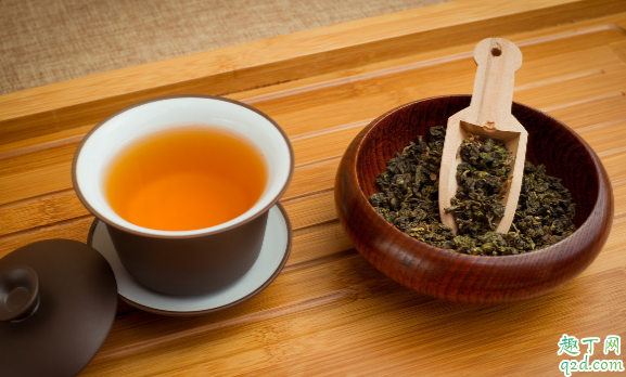 发霉的茶叶可以使用吗 如何区别茶叶上的白霜是不是霉变1