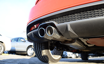 汽车排气管响声很大是哪里的问题 为什么汽车排气管很响