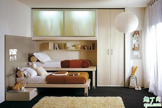 卧室比较小怎么装修看起来比较大 小卧室的装修技巧和窍门2
