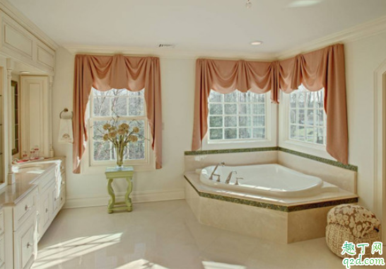 卫生间什么样的窗帘好 卫生间窗帘哪种合适3