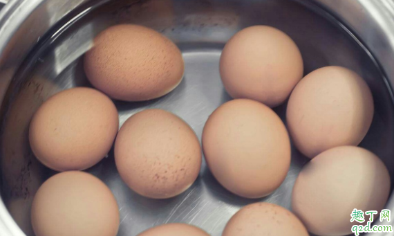 鸡蛋是不是可以生吃 荷包蛋溏心会不会有细菌2