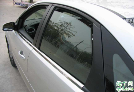 车窗贴膜起泡怎么办 车窗贴膜后为什么不能开窗2