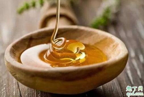 蜂蜜是经过加工的好还是原来的好 纯天然的蜂蜜和加工的蜂蜜优缺点1