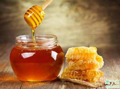 蜂蜜是经过加工的好还是原来的好 纯天然的蜂蜜和加工的蜂蜜优缺点2