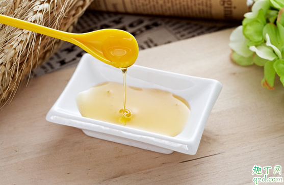 蜂蜜是经过加工的好还是原来的好 纯天然的蜂蜜和加工的蜂蜜优缺点3