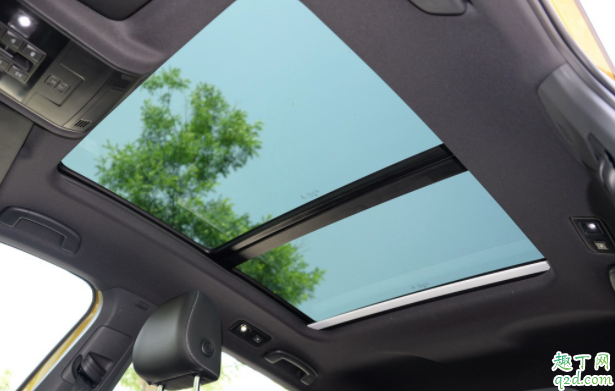 汽车天窗怎么使用 汽车天窗贴膜好不好2