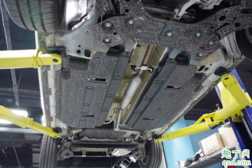 汽车|汽车底盘为什么会漏油 汽车底盘漏油怎么检查