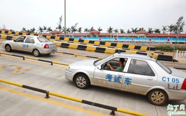 學車手動和自動哪個好 為什么學車手動擋的比較多3