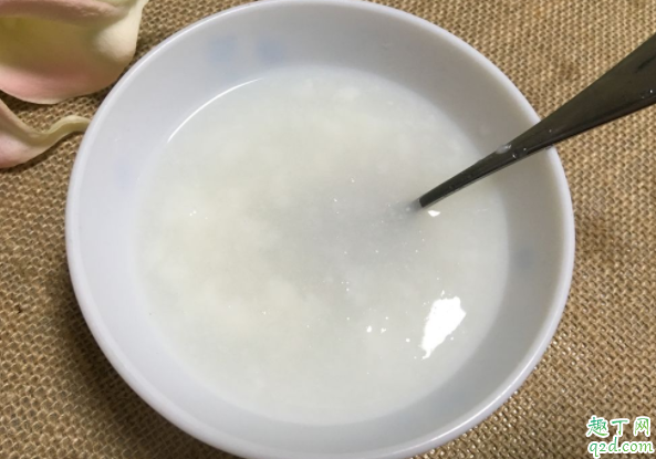 宝宝3个多月可以喝米汤吗 宝宝辅食吃米汤还是米粉1