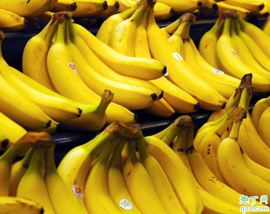 晚上吃香蕉是不是能促进睡眠 长黑点的香蕉能吃吗2