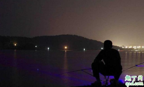4.5米的鱼竿用多长的线加子线好 钓鱼人喜欢夜钓是什么心态4