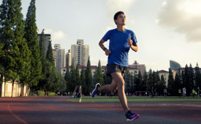 慢性胃炎早上能跑步吗 慢性胃炎是不是完全不能抽烟