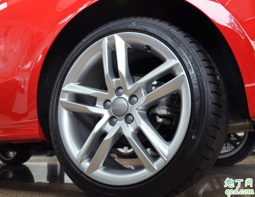 轮胎磨损不均匀一般什么问题 轮胎轮毂磨损影响开车吗4