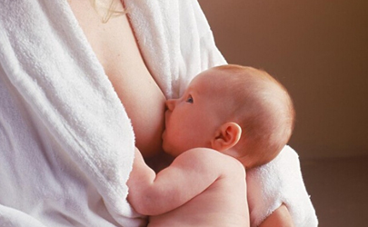 新生儿什么时候戒奶睡最好 新生儿哪种奶睡需要戒