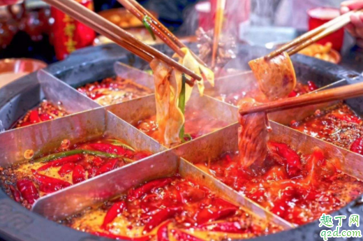 重庆跟成都的火锅哪个辣 成都火锅有哪些必点菜1