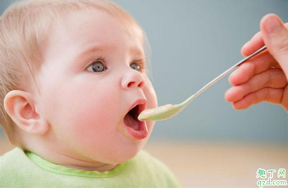宝宝吃辅食后奶粉要减量吗 宝宝吃辅食后奶粉怎么喝3
